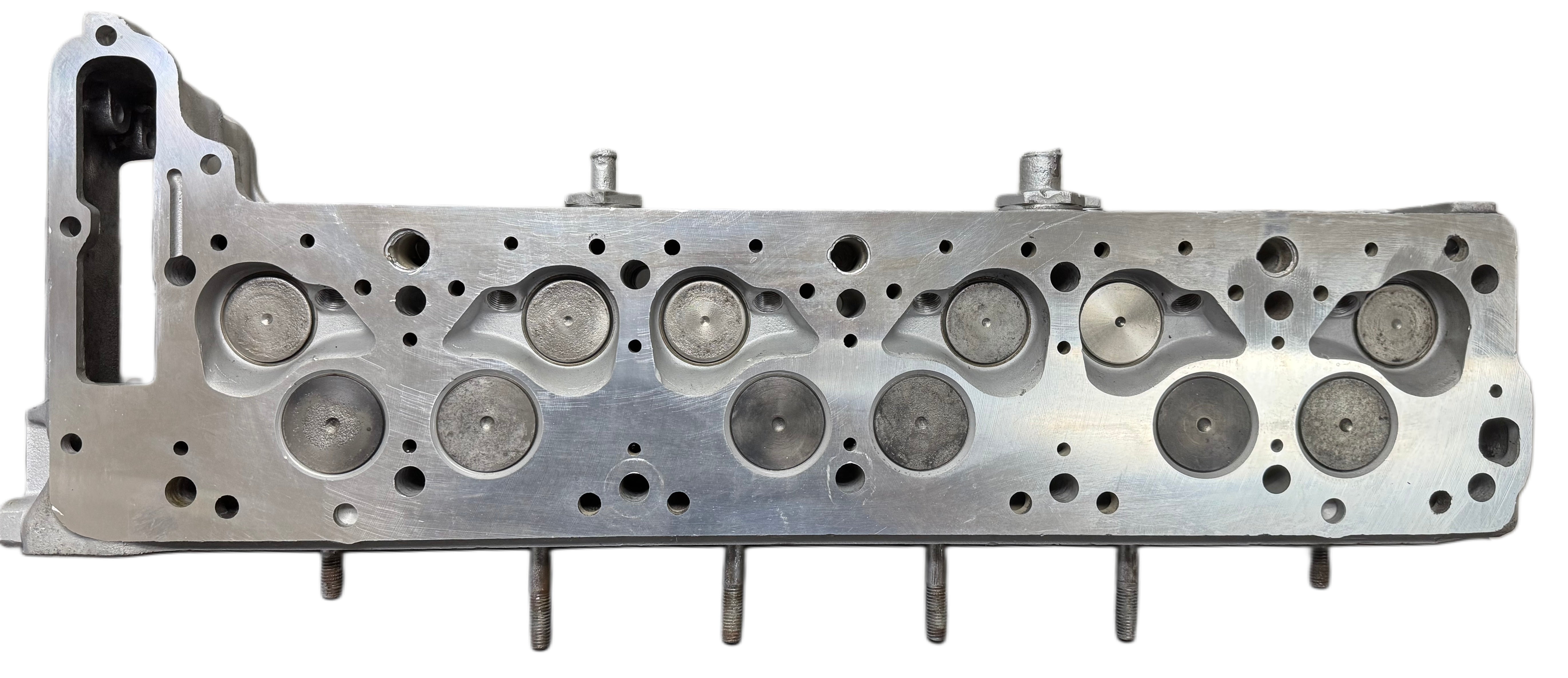 1969-72 Mercedes 250 2.5L Fuel-Injected Rebuilt Cylinder Head 114 016 03 01